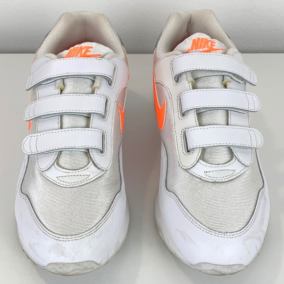 Nike white and neon orange sneakers women's size 10 - Picture 4 of 11